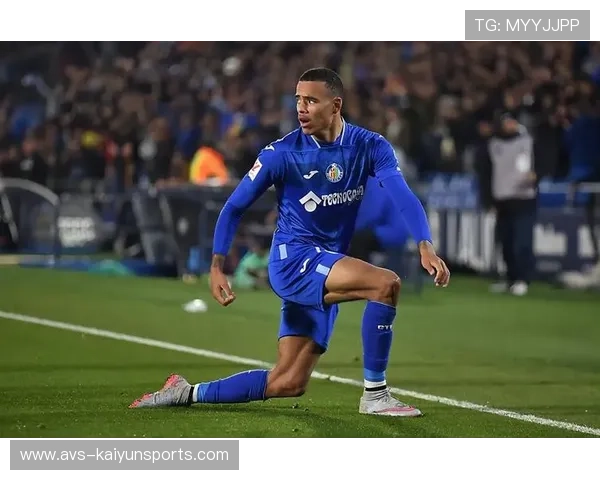 马赛前锋格林伍德13轮11球，领跑射手榜