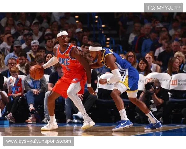 雷霆136-104大胜骑士，霍姆格伦28分8篮板